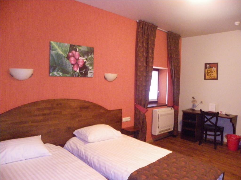 Hotel Van Reeth'S Koffiebranderij Puurs Стая снимка