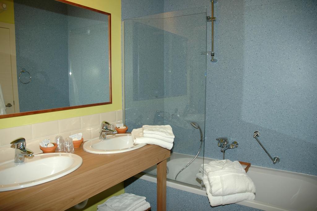 Hotel Van Reeth'S Koffiebranderij Puurs Стая снимка
