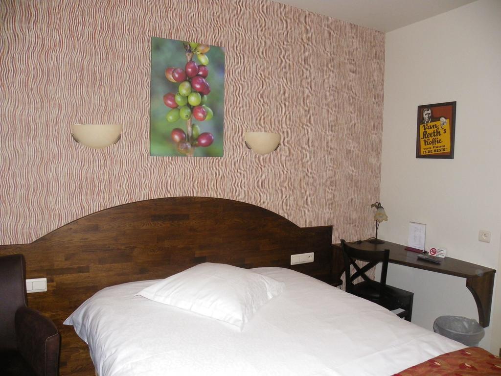 Hotel Van Reeth'S Koffiebranderij Puurs Стая снимка